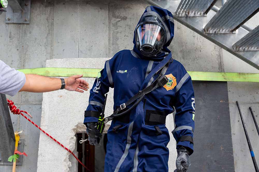 Dermon核<a href='http://www.bangwoyin.com/Ppzq/rst.html'>輻射防護服</a>-1