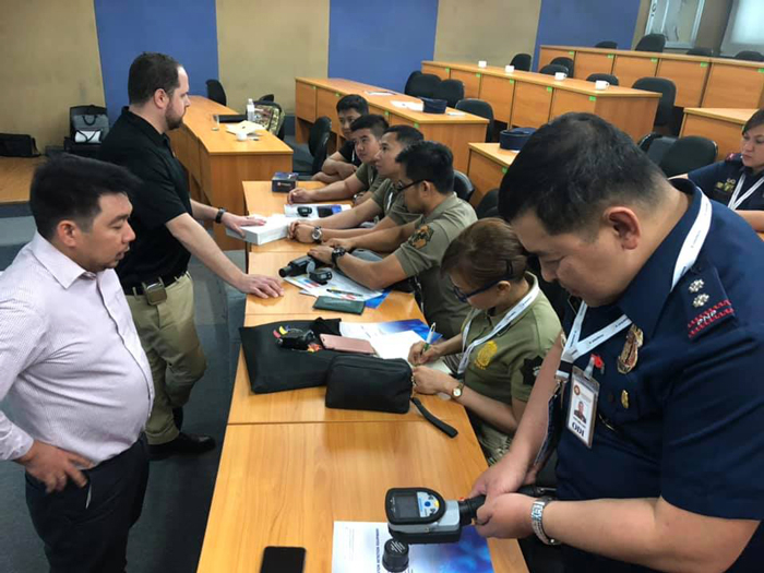 野外作業(yè)下的無(wú)損檢測(cè)違禁品，隱藏在150mm深處的違禁品探測(cè)