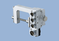 具備分接、短路功能的主夾