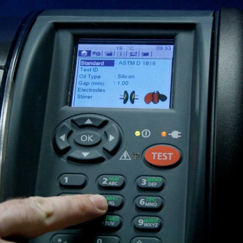 OTS便攜式<a href='http://www.bangwoyin.com/Ppzq/b2.html'>絕緣油測(cè)試儀</a>