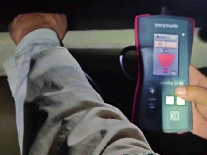 <a href='http://www.bangwoyin.com/Cpzx/dianlanceshiyi/ariadna.html'>Ariadna CI</a>電纜帶電識(shí)別儀