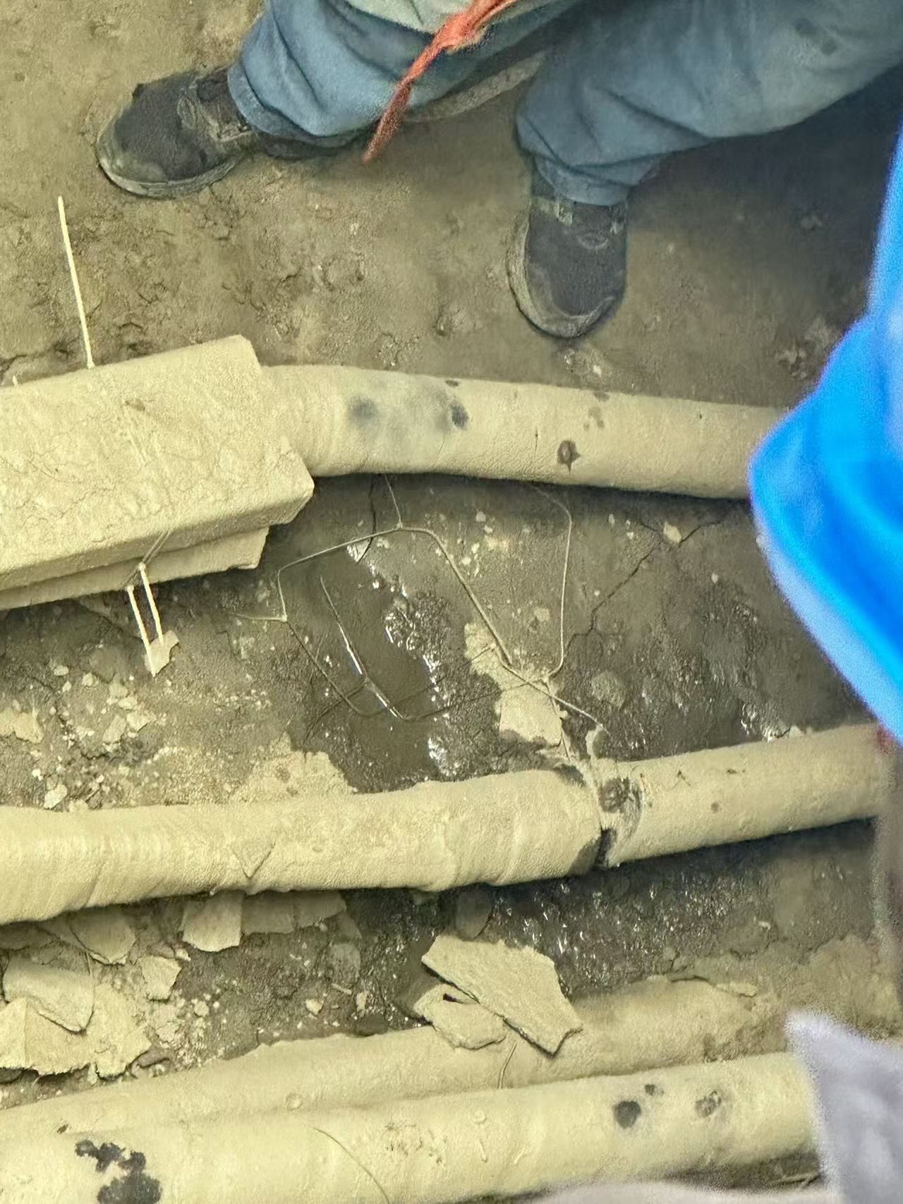 <a href='http://www.bangwoyin.com/Ppzq/ersted.html'>電纜故障定位儀</a>現場