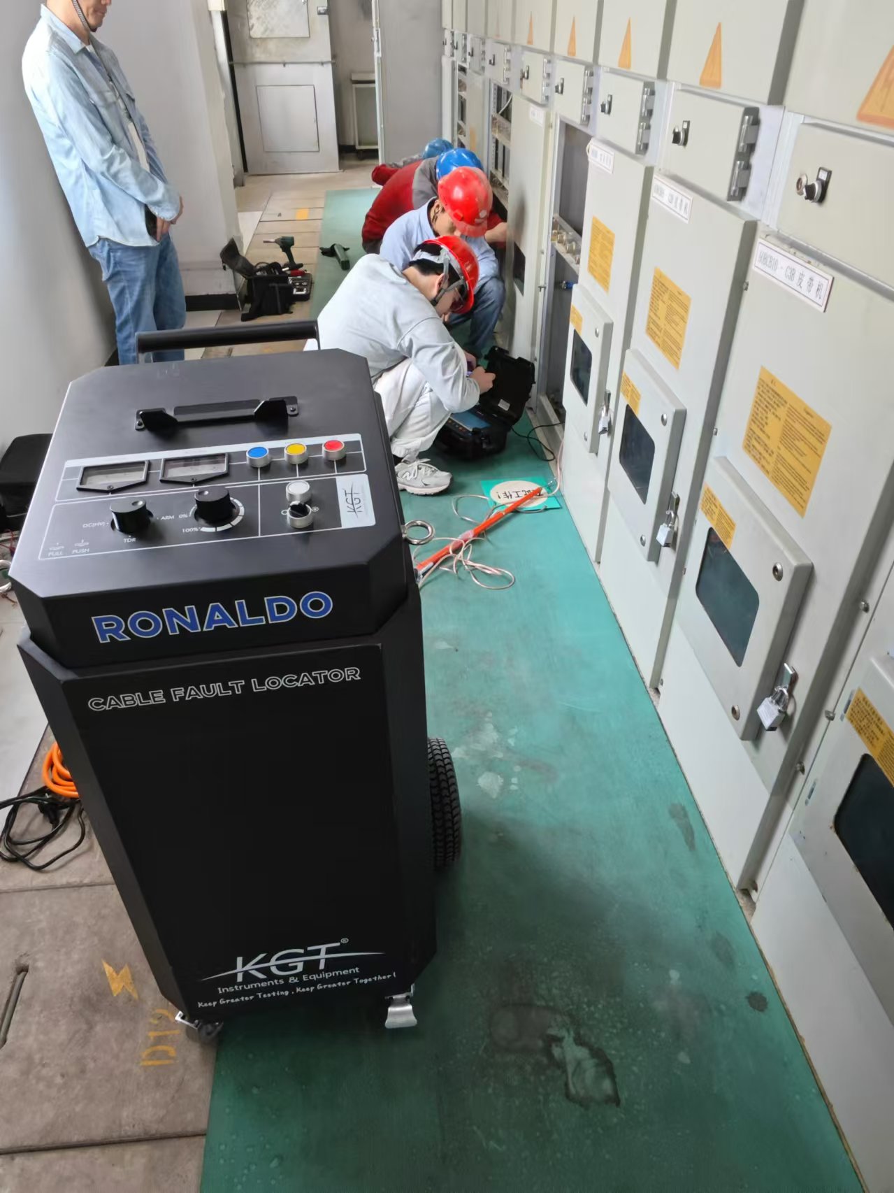 <a href='http://www.bangwoyin.com/Ppzq/ersted.html'>電纜故障定位儀</a>