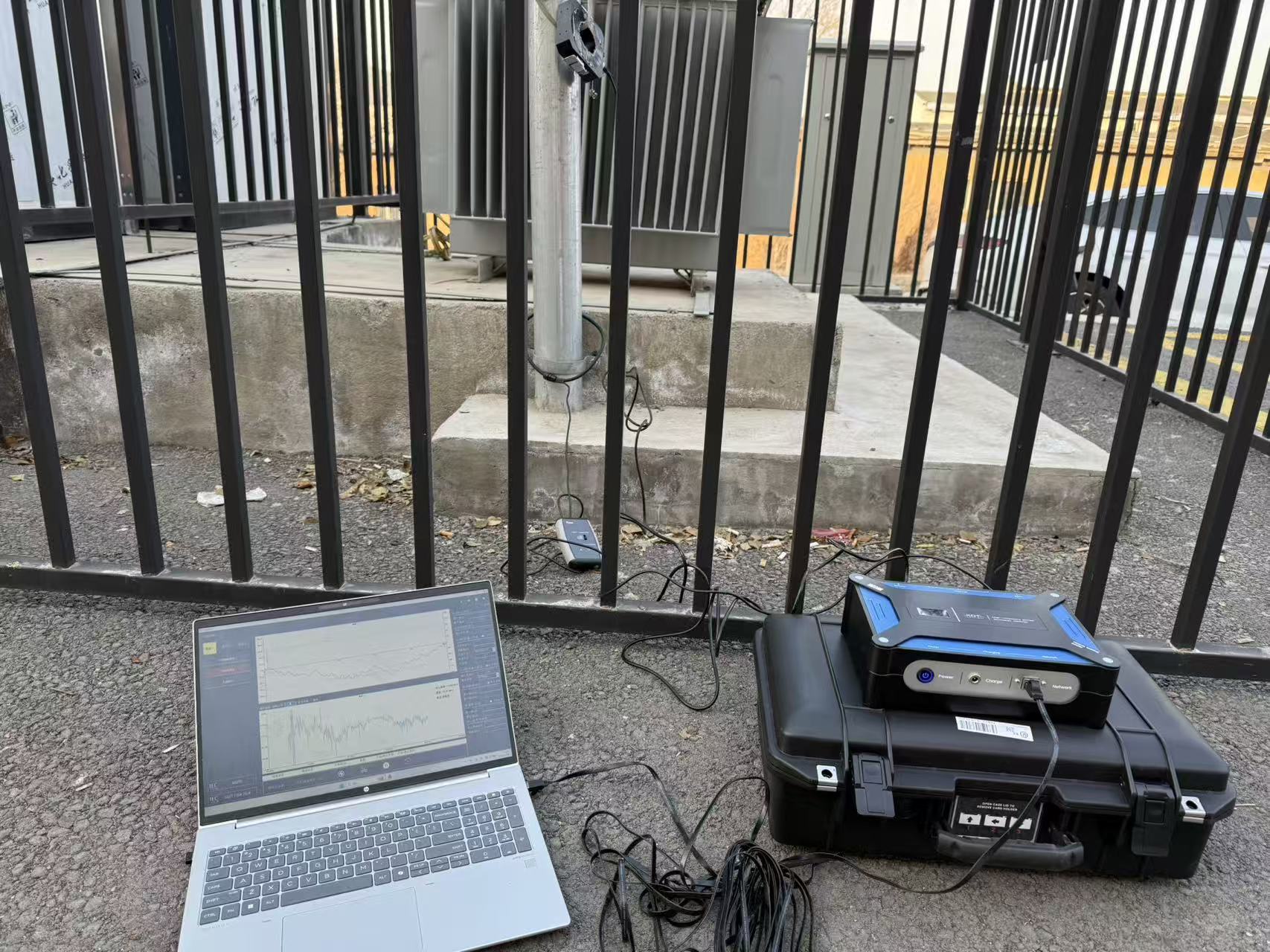 高頻電纜局放測試儀測試現(xiàn)場